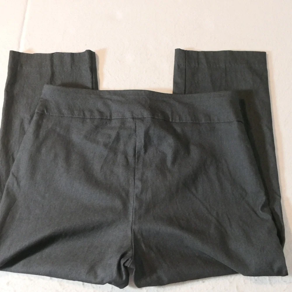 JM Collection Women Capri Pants M Gray Stretch Studded Clean Girl Neutral Career